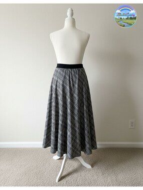 Wool Plaid A-Line Long Skirt with Elastic Waist and Pockets for Fall Winter